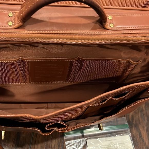 Authentic Coach Prescott Diplomat Briefcase Bag brown in good condition - Picture 12 of 16